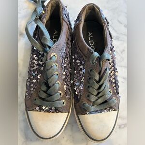 Women’s ALDO Silver Sparkly Sequin Lowtop Sneakers Converse Style Size 6